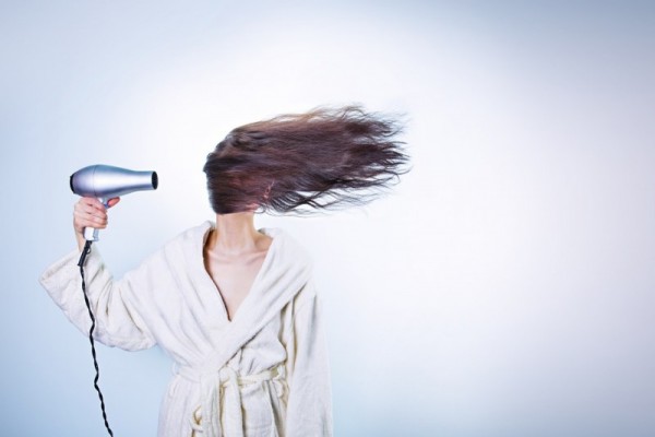 Shampo e tinte per capelli in gravidanza