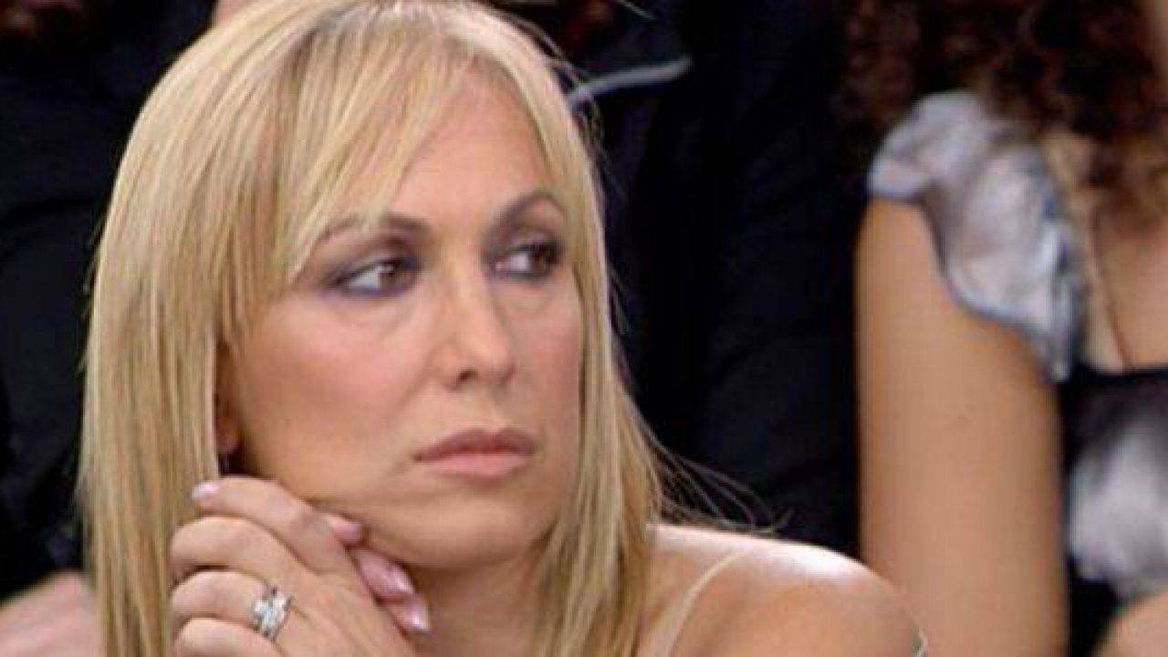21:30 – Amici: Alessandra Celentano addio alla carriera per un problema fisico… 21:30 – Amici: Alessandra Celentano addio alla carriera per un problema fisico…