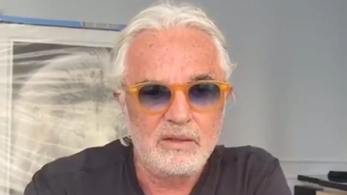 Briatore cambia idea sul Covid: “Non fate ca**ate”