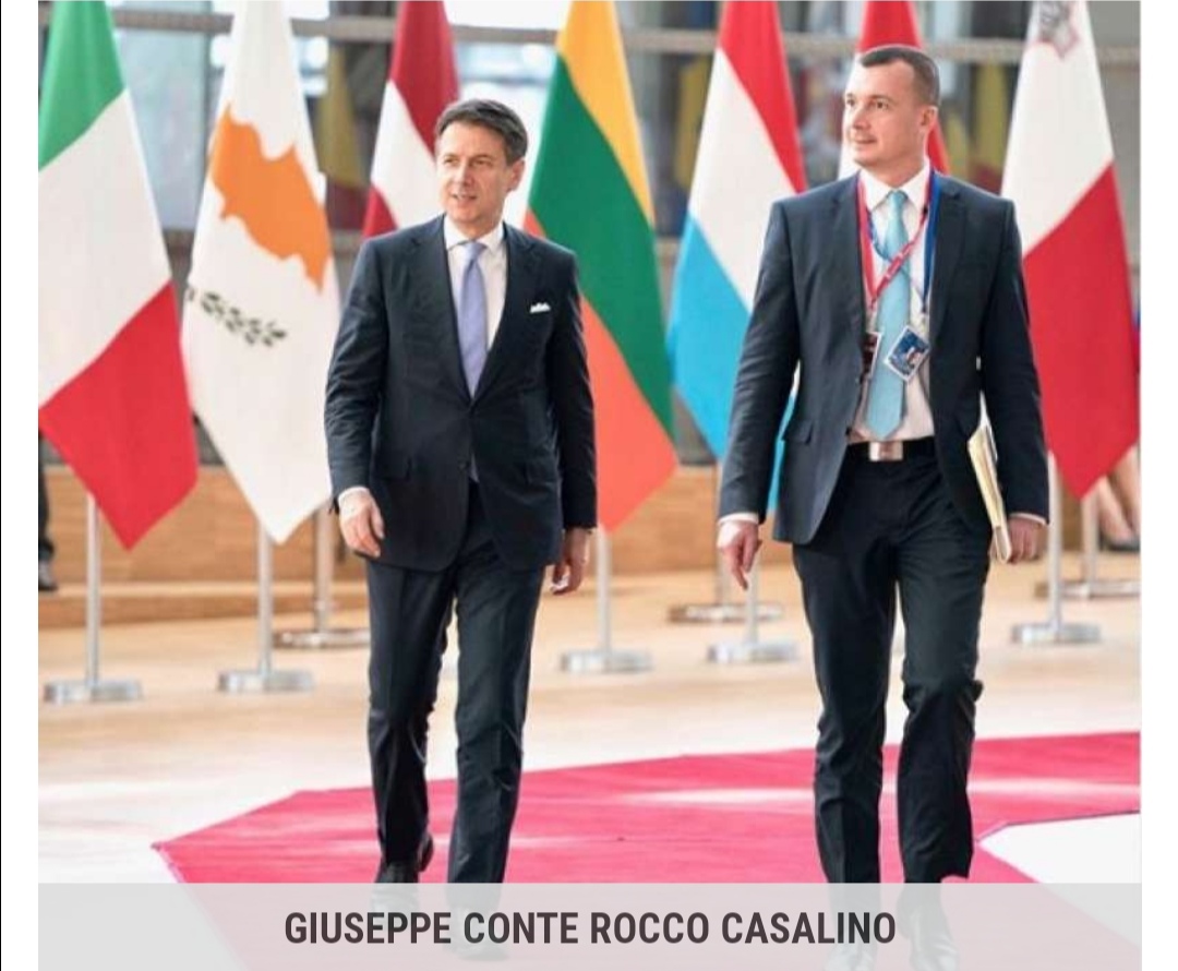 Premier Conte, gaffe clamorosa: uomini nudi sull’account social