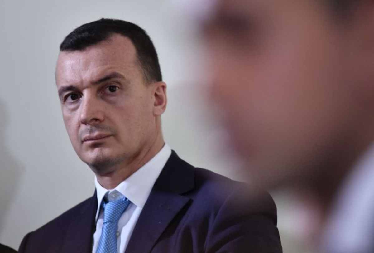 Conte e Rocco Casalino: il “velino” e l’ironia del web