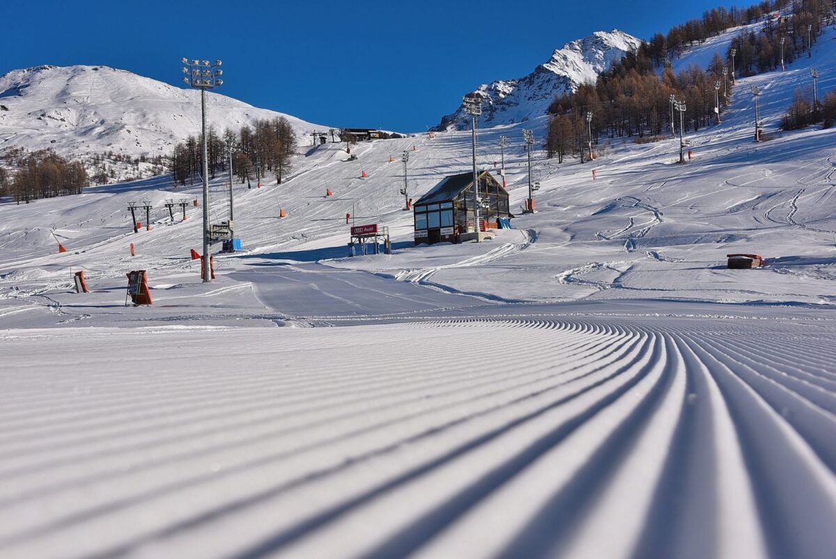 Piste da sci chiuse ufficialmente: pro, contro e perché