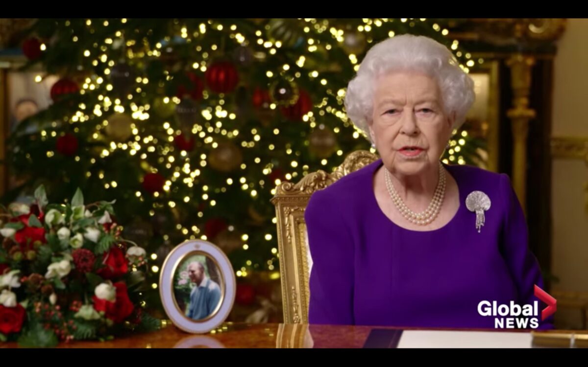 Regina Elisabetta II: il discorso di Natale commuove il mondo