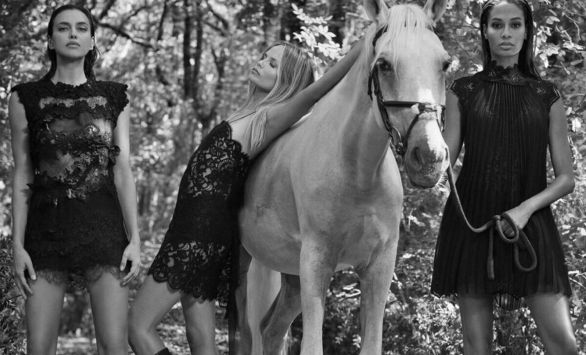 Ermanno Scervino: collezione Primavera – Estate 2021 con Irina Shayk