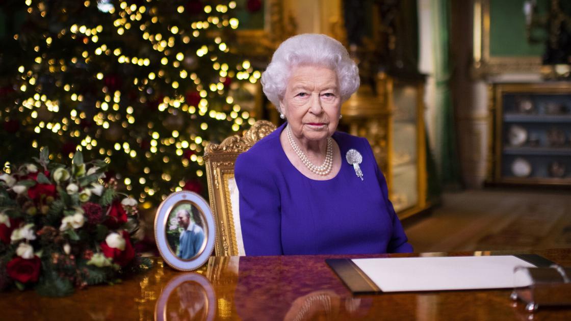 Elisabetta II: con Harry e Meghan ricominciano i negoziati