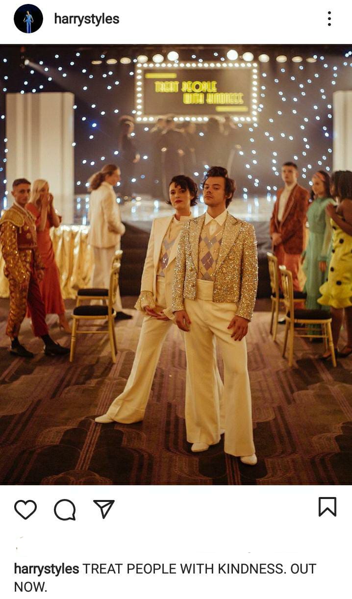 Gucci veste Harry Stiles nel nuovo videoclip