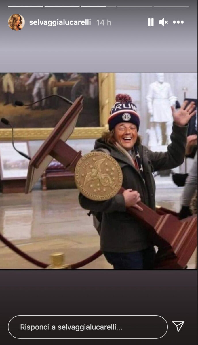 selvaggia-lucarelli-prende-in-giro-renzi-schermata-2021-01-14-alle-14.07.14 selvaggia-lucarelli-prende-in-giro-renzi-schermata-2021-01-14-alle-14.07.14