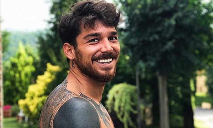 Chi-e-Andrea-Cerioli-Fisico-e-foto-hot-del-sexy-tentatore-di-Temptation-Island-Vip Chi-e-Andrea-Cerioli-Fisico-e-foto-hot-del-sexy-tentatore-di-Temptation-Island-Vip