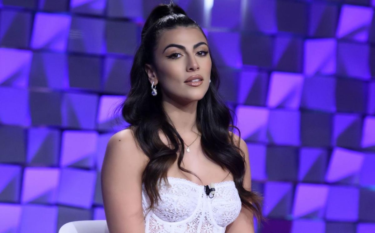 Giulia Salemi e Pierpaolo Pretelli consegnano la raccolta fondi per il bimbo di Luana