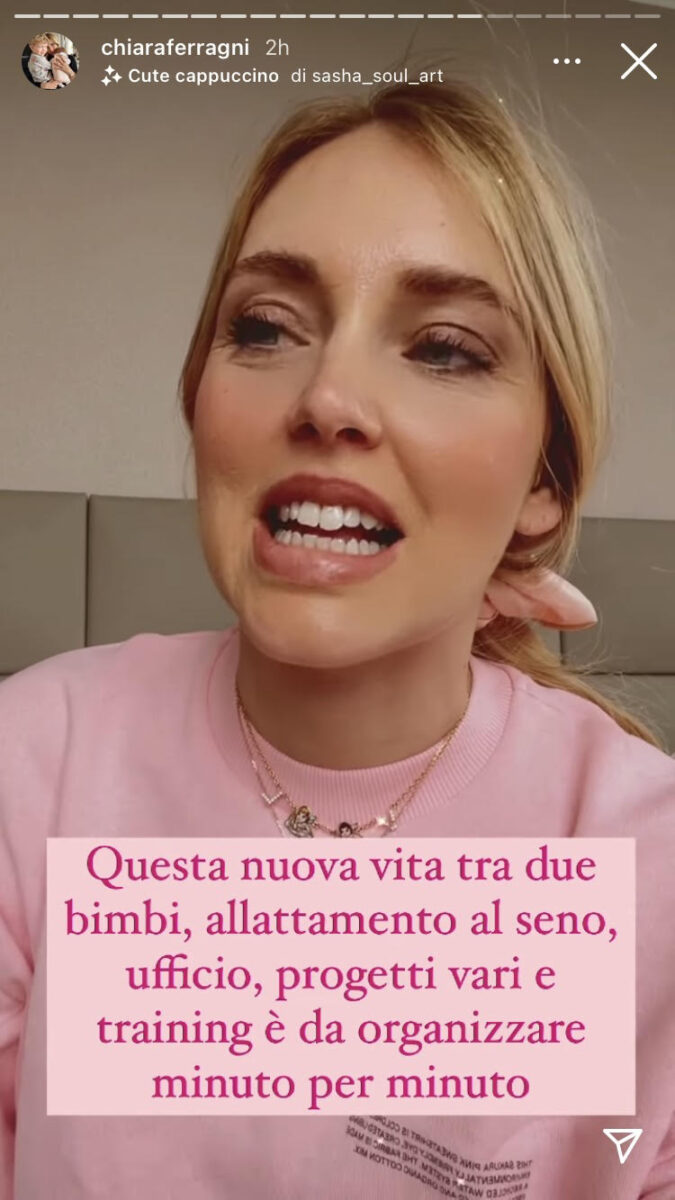 19:00 – Chiara Ferragni parla della sua nuova vita con due bambini e di un progetto top secret. 19:00 – Chiara Ferragni parla della sua nuova vita con due bambini e di un progetto top secret.