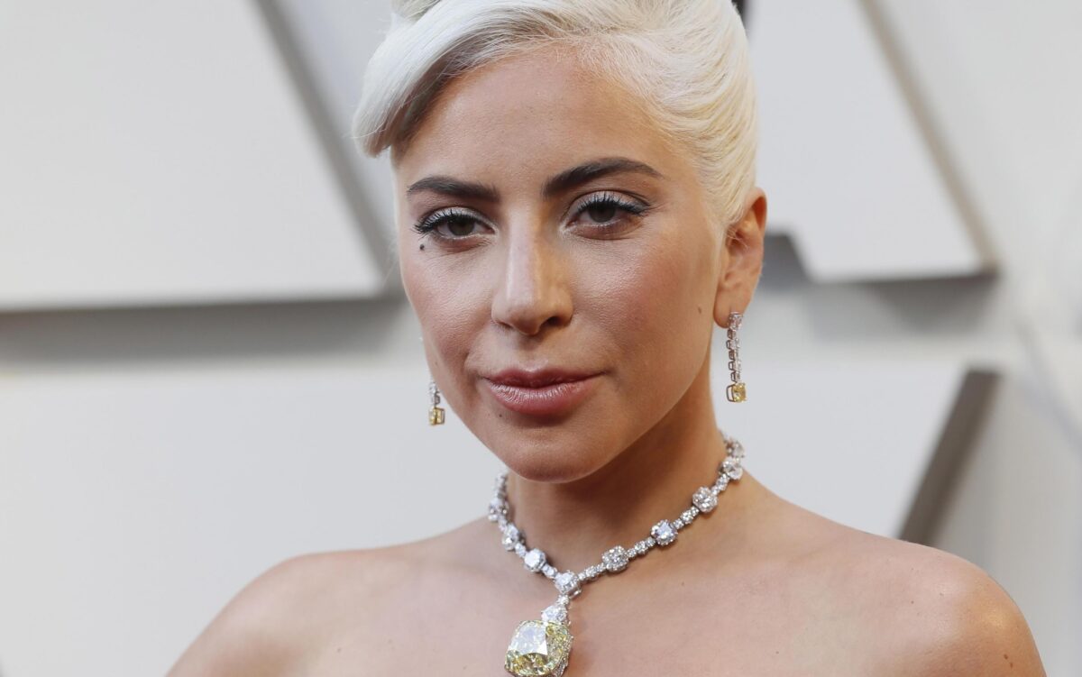 Lady Gaga shock, stuprata e incinta a 19 anni Lady Gaga shock, stuprata e incinta a 19 anni
