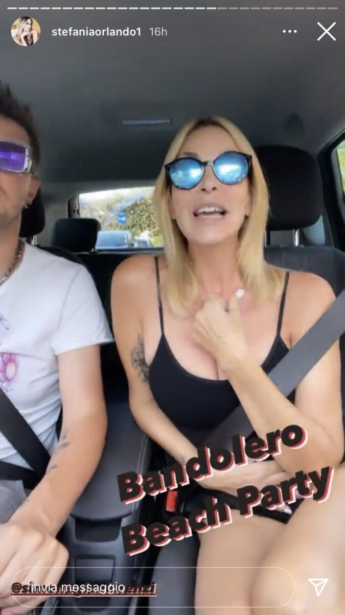 12:00 – Stefania Orlando: cosa indosser&agrave; alla festa con i fan?
