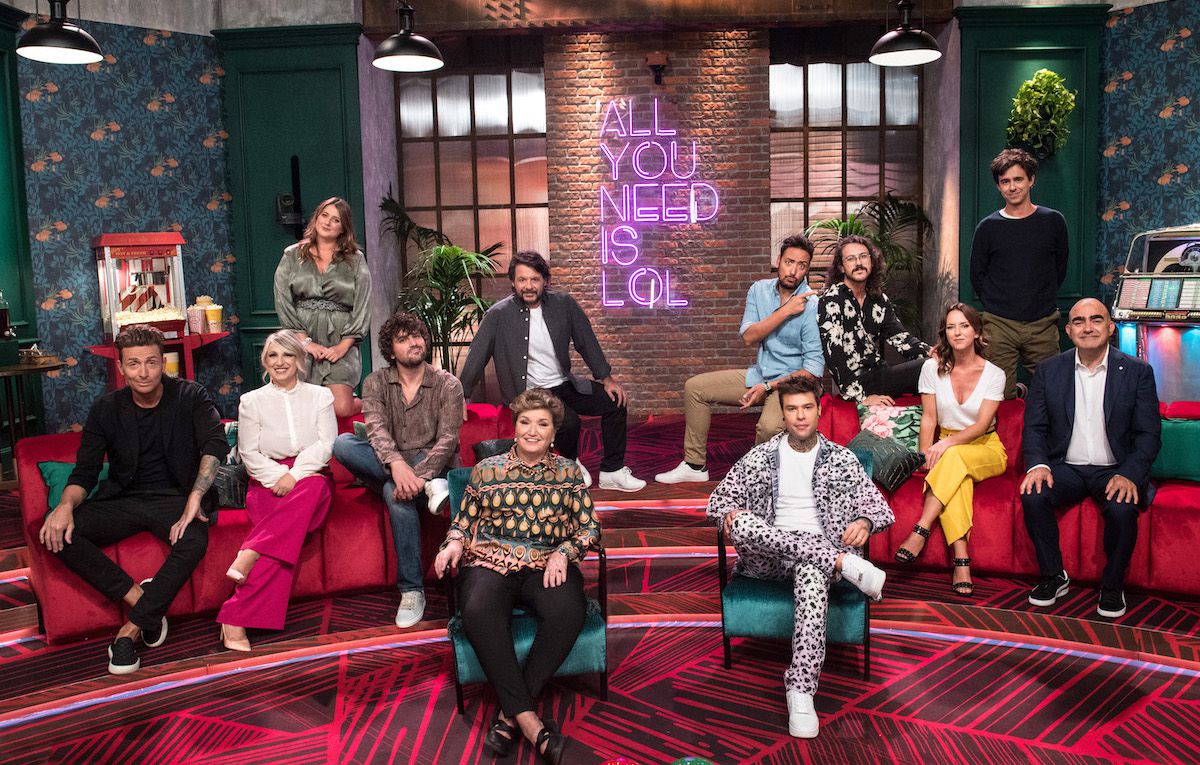 Fedez: svela in diretta i concorrenti di Lol2