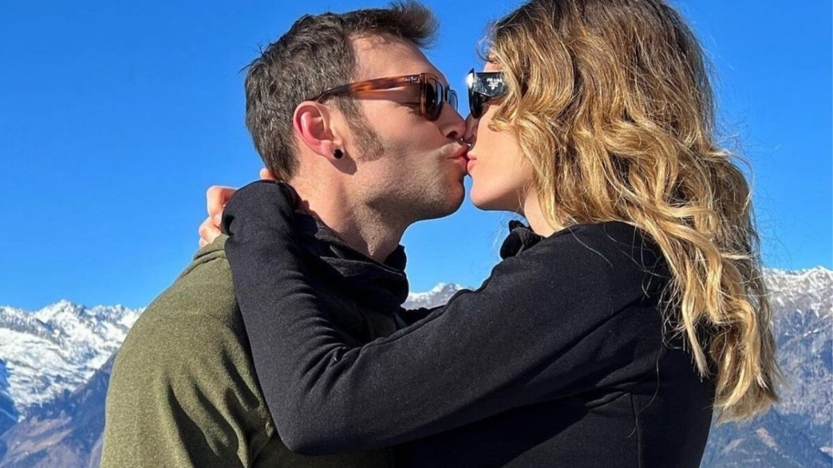 Chiara Ferragni diventa zia: svelato il sesso del bambino Chiara Ferragni diventa zia: svelato il sesso del bambino
