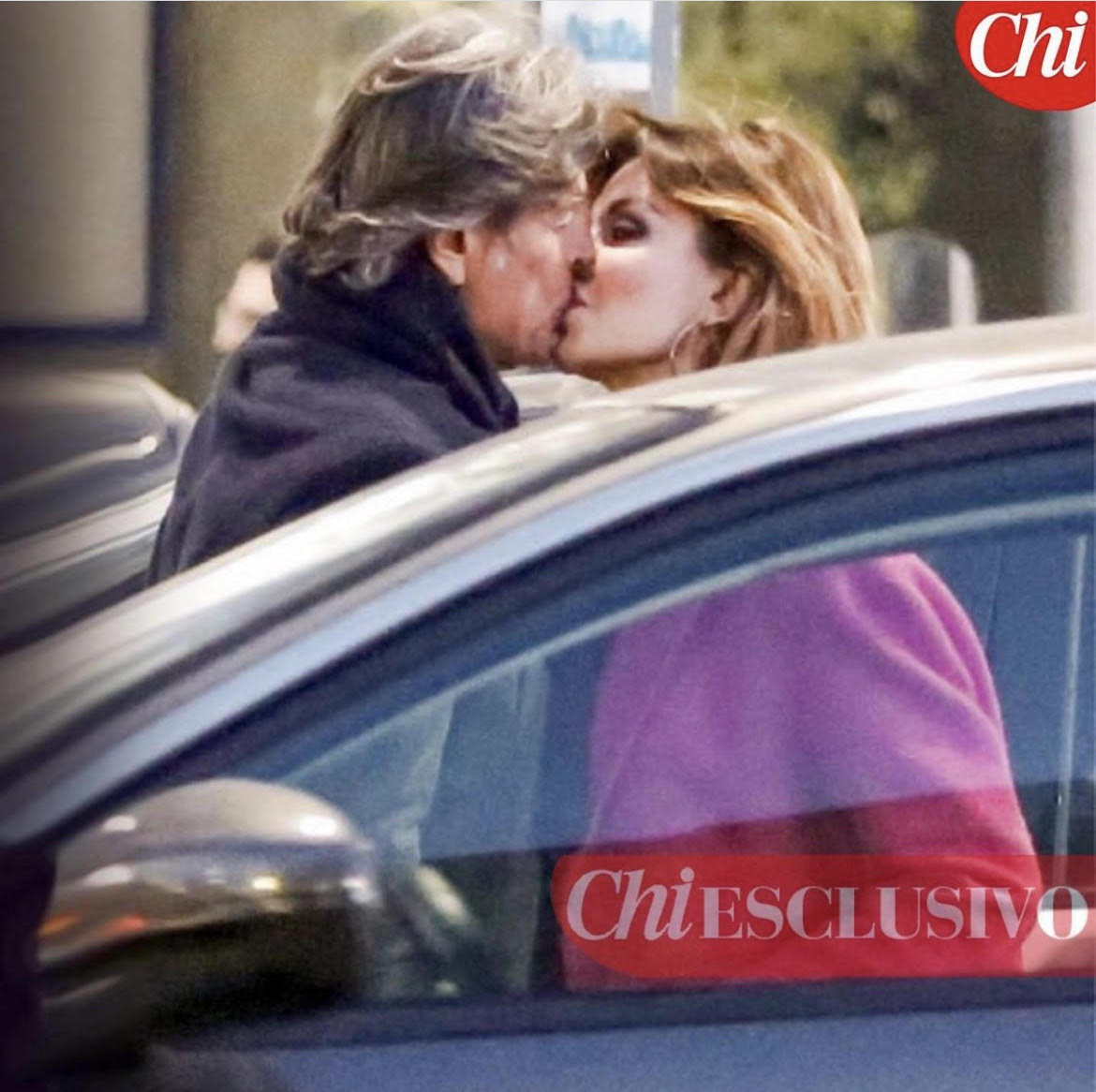 21:30 – Alba Parietti: è nato un nuovo amore 21:30 – Alba Parietti: è nato un nuovo amore