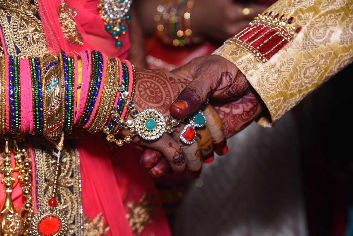 11:45 – Matrimonio: riti e usanze della tradizione indiana 11:45 – Matrimonio: riti e usanze della tradizione indiana