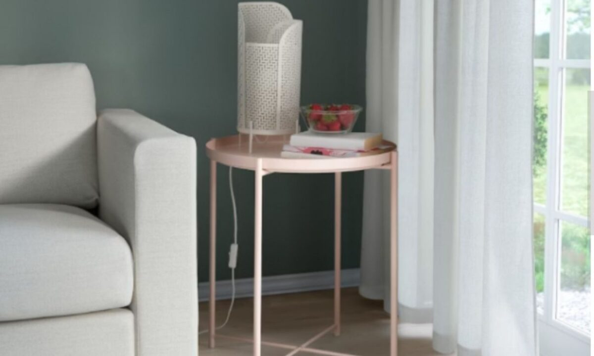 Arredamento Ikea: il tavolino economico e versatile