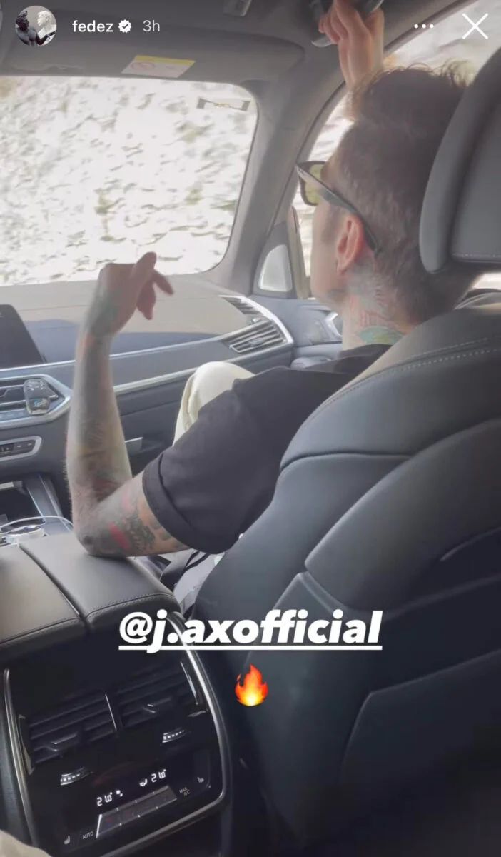 21:30 – Fedez: dopo J-Ax è tornata la pace anche con Fabio Rovazzi? 21:30 – Fedez: dopo J-Ax è tornata la pace anche con Fabio Rovazzi?