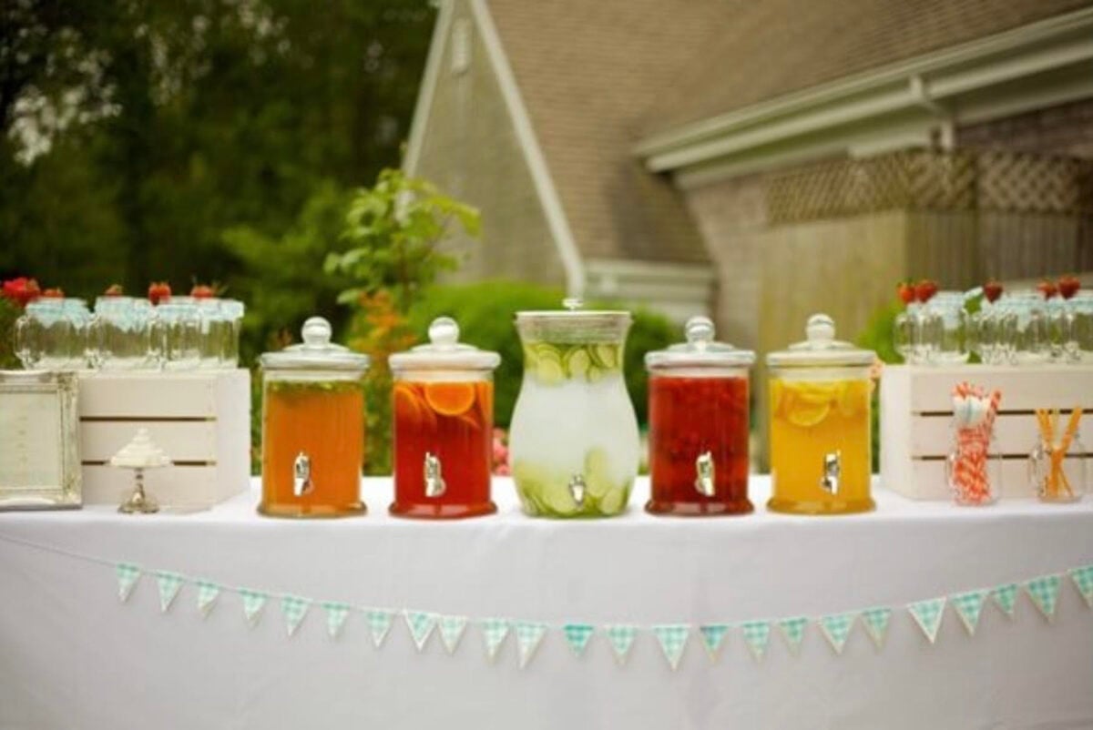 11:45 – Matrimonio in estate: idee e consigli per il Juice Bar 11:45 – Matrimonio in estate: idee e consigli per il Juice Bar