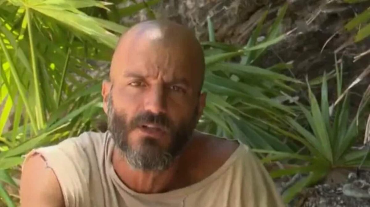L’Isola dei Famosi: Nicolas Vaporidis “perso”, parola di Tavassi