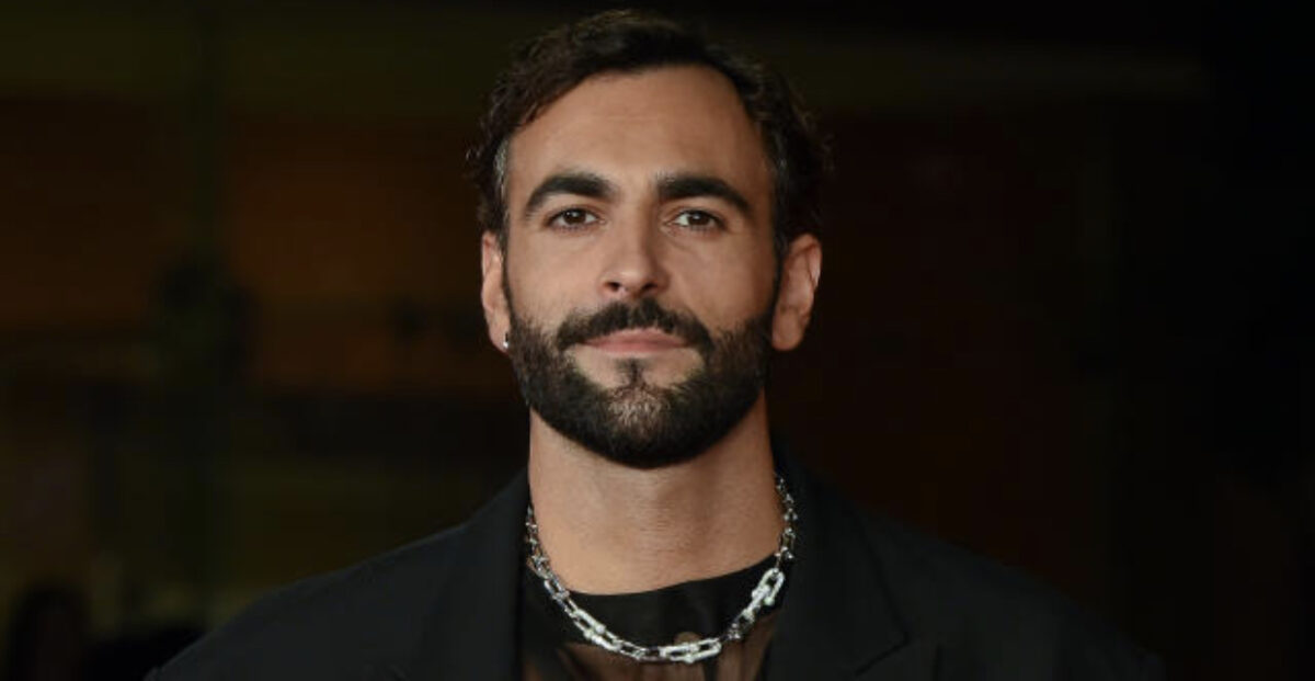 Marco Mengoni: pronto a scendere in piazza? Marco Mengoni: pronto a scendere in piazza?