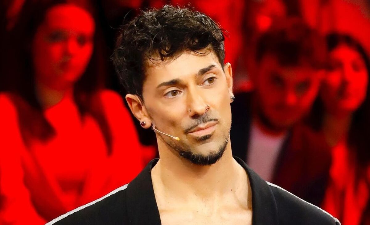 Emanuel Lo lascia Amici Emanuel Lo lascia Amici