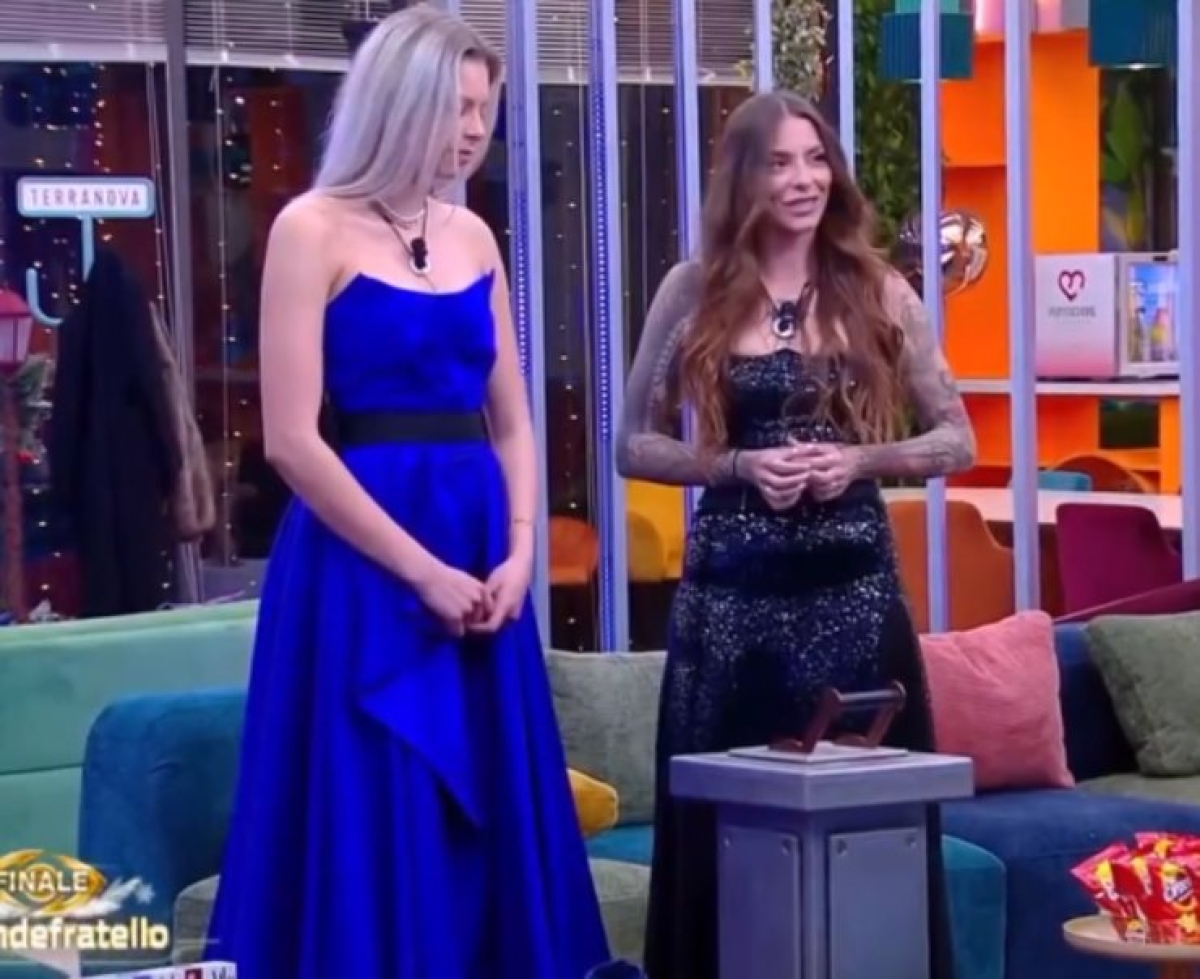 Foto Anita Mazzotta e Giulia profilo ufficiale Instagram