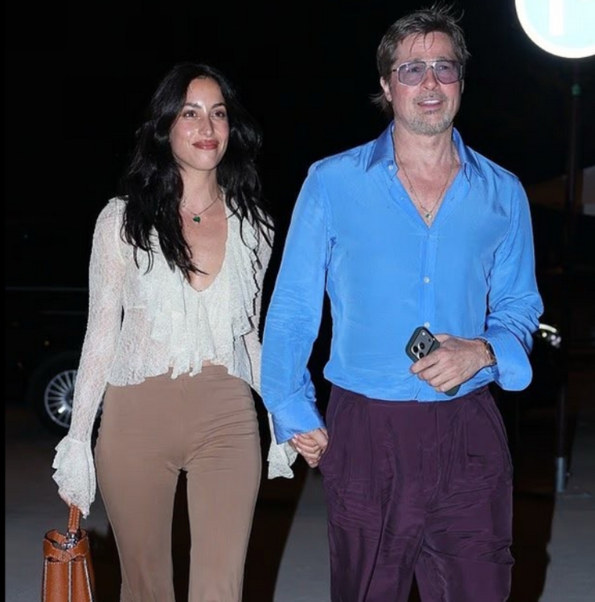 Foto Brad Pitt e Ines de Ramon profilo Facebook Foto Brad Pitt e Ines de Ramon profilo Facebook