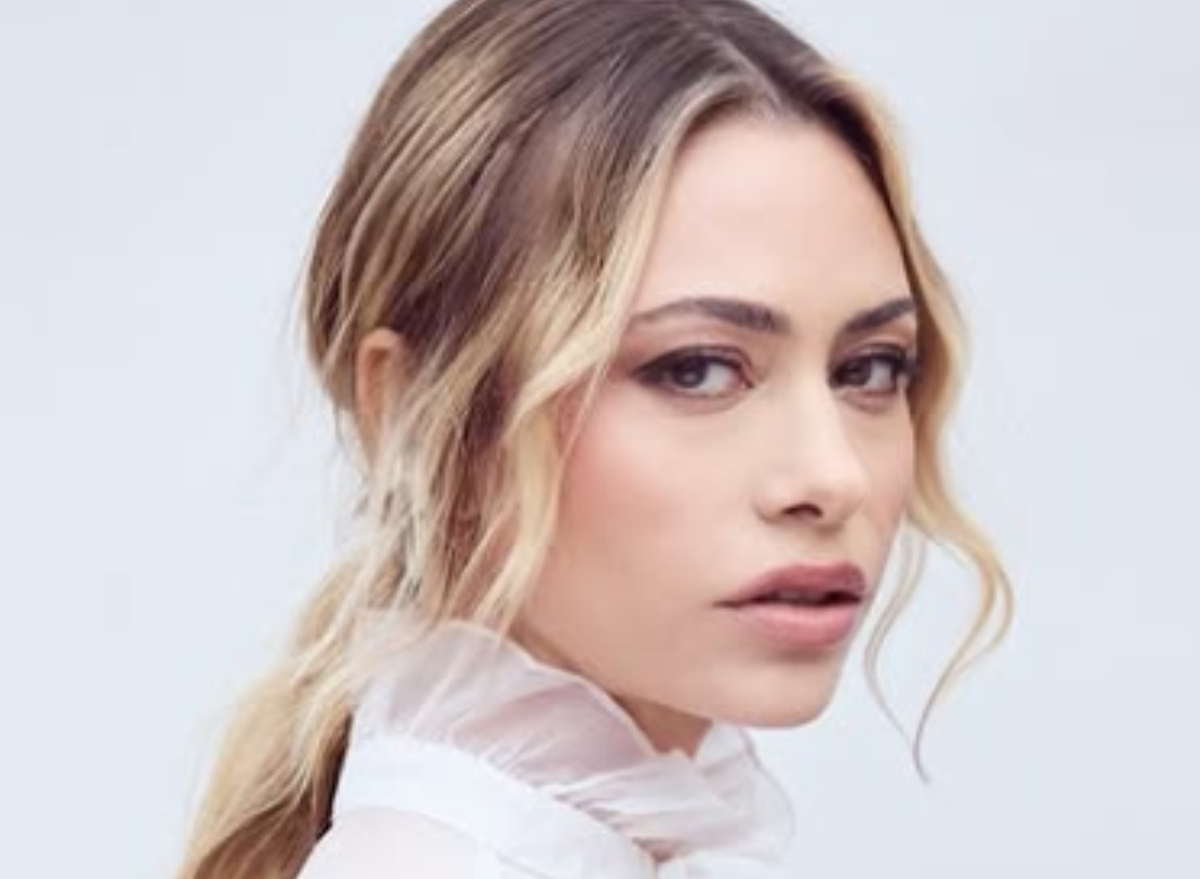 Martina Stella lancia il podcast e ammette: “Sono un caso umano”