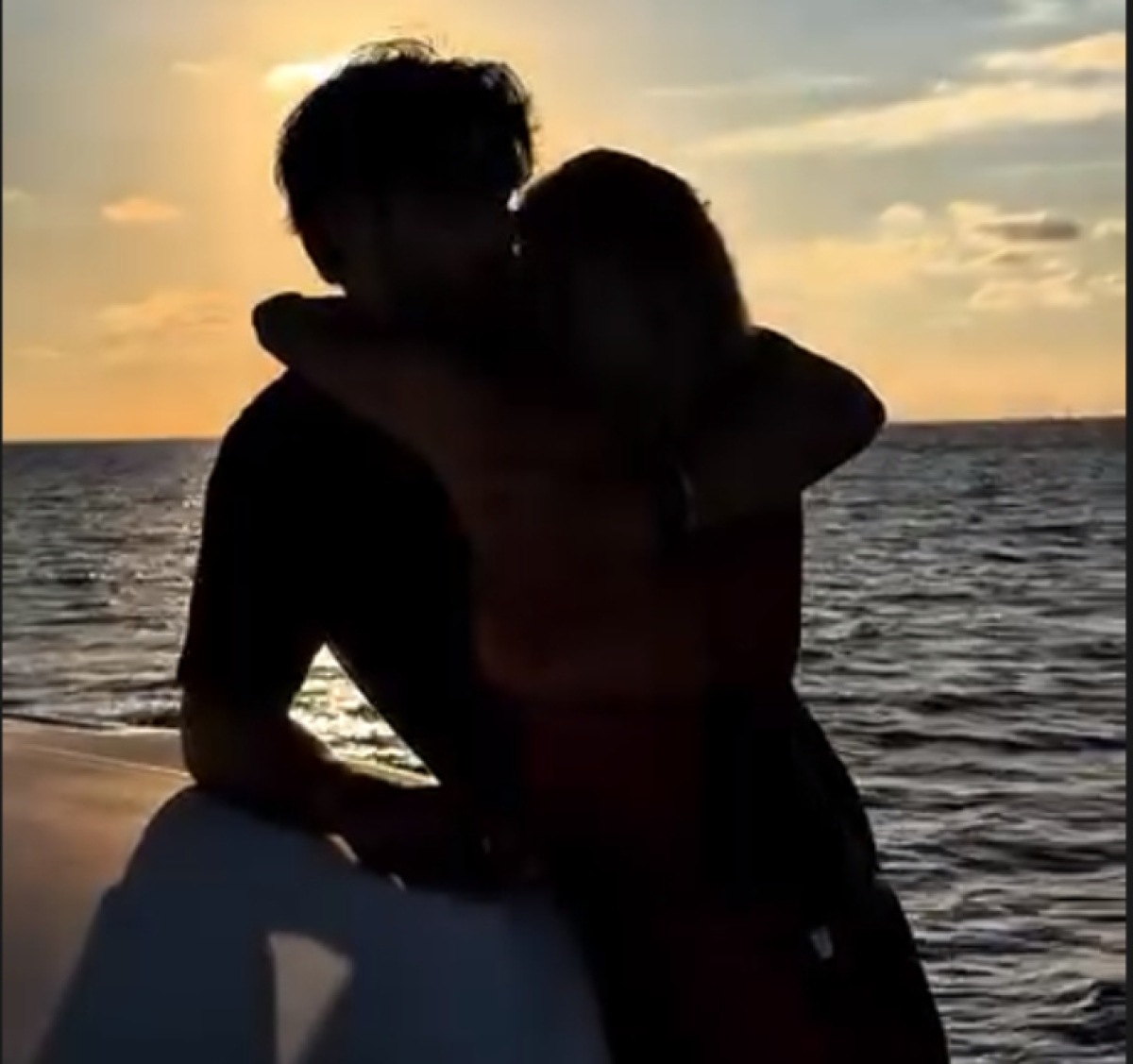 Foto Michelle Hunziker con Giulio Berruti profilo ufficiale Instagram