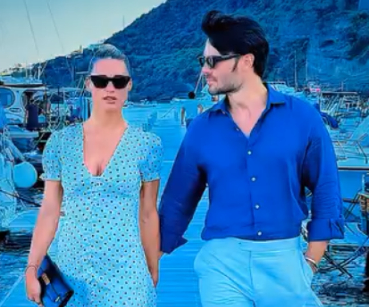 Foto Michelle Hunziker e Giulio Berruti profilo ufficiale Instagram Foto Michelle Hunziker e Giulio Berruti profilo ufficiale Instagram