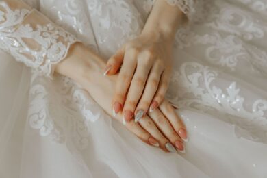 Unghie e manicure: eleganza, cura e colori raffinati