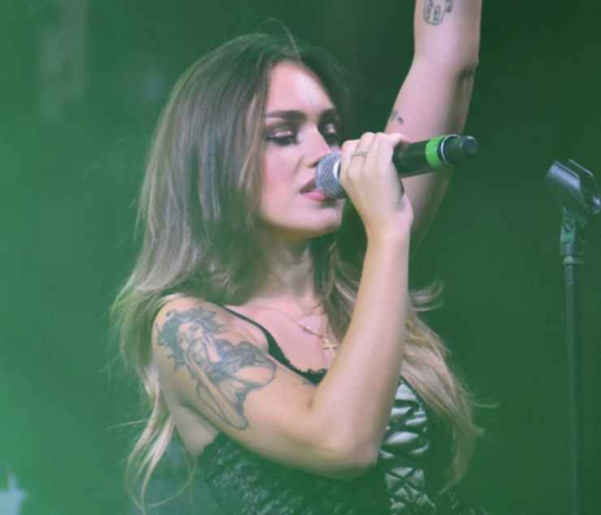 Foto Shari Noioso profilo ufficiale Instagram Foto Shari Noioso profilo ufficiale Instagram
